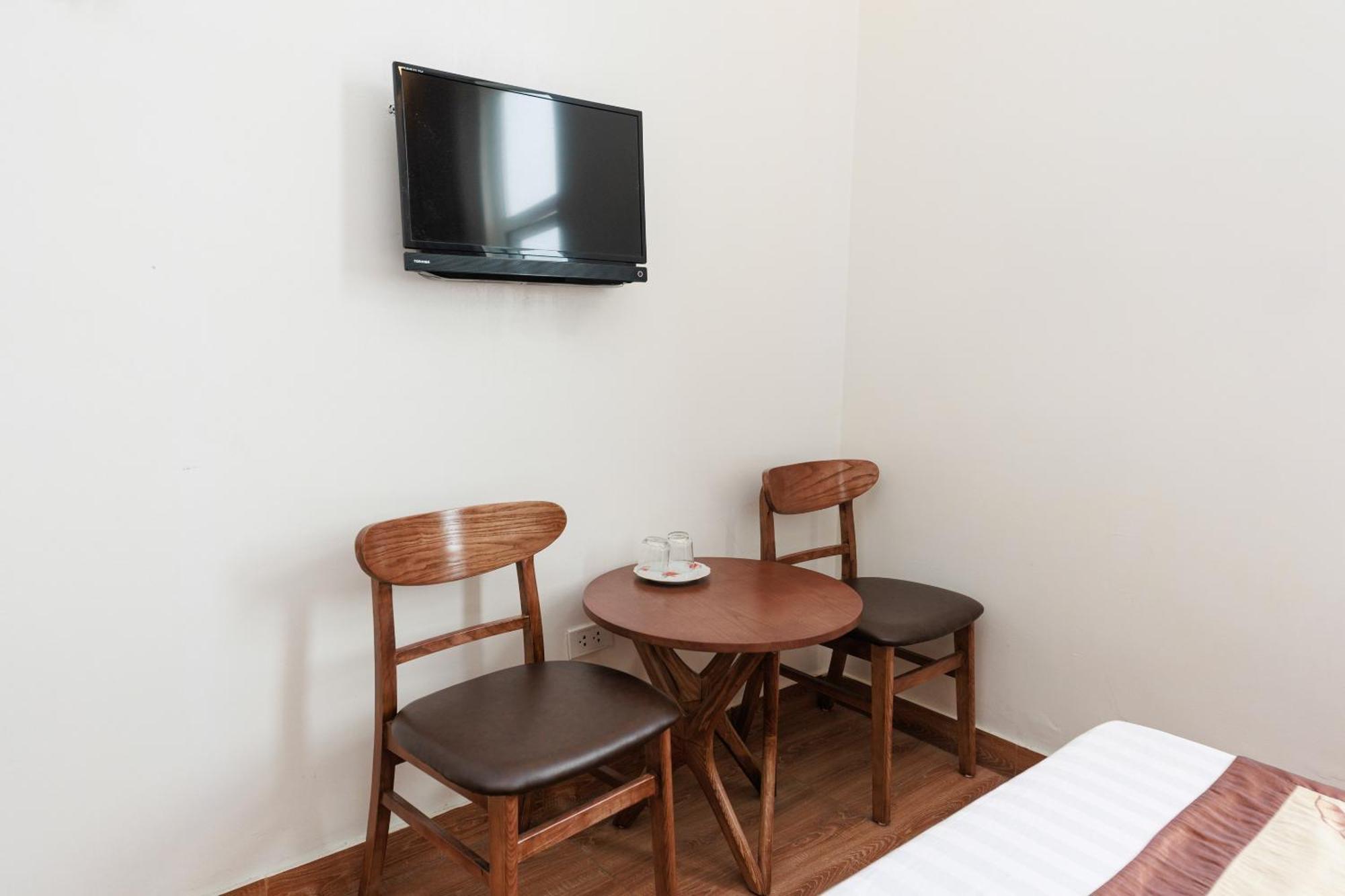 Oyo 472 Lenka Hotel Hanoi Dış mekan fotoğraf