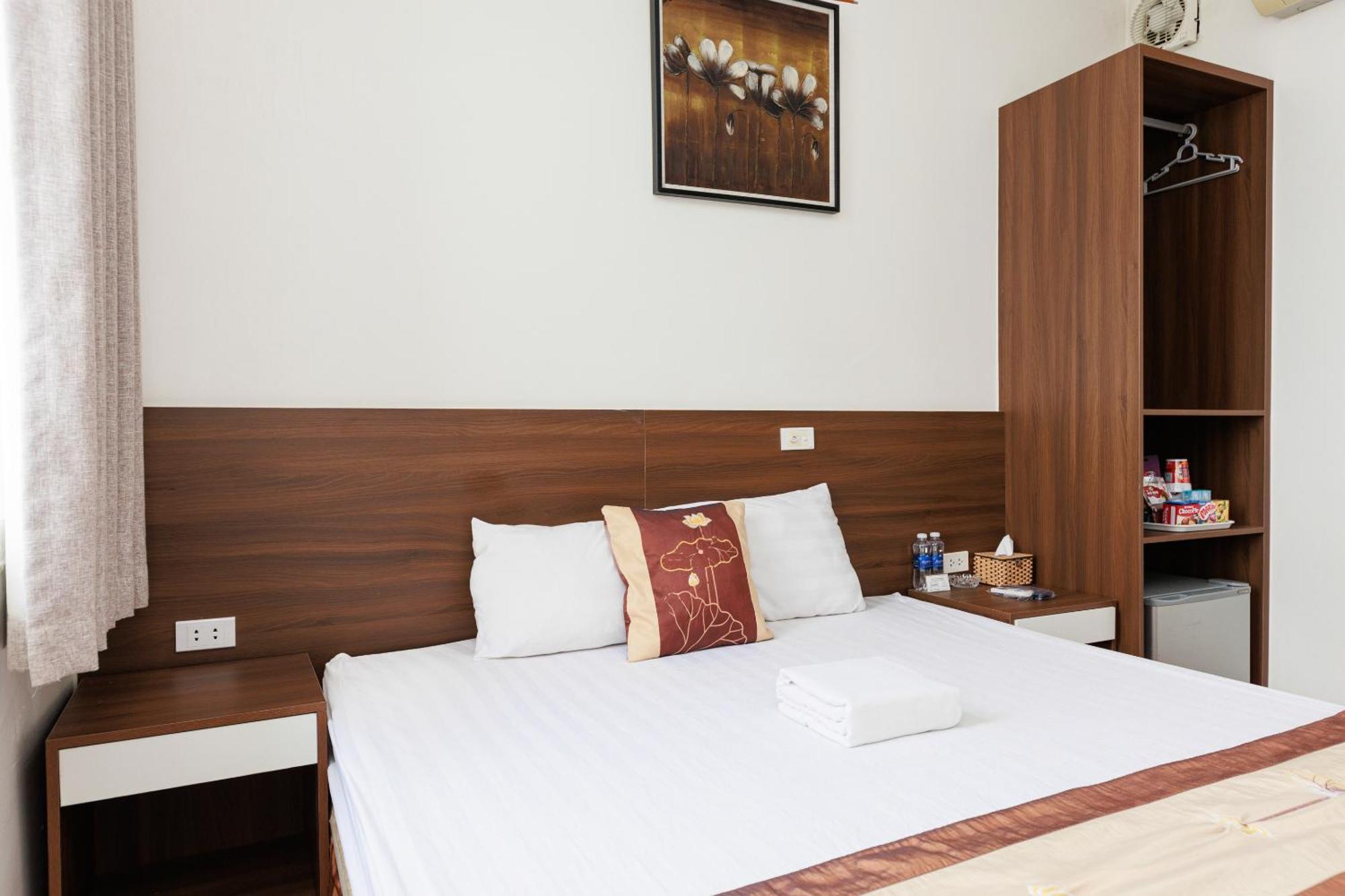 Oyo 472 Lenka Hotel Hanoi Dış mekan fotoğraf