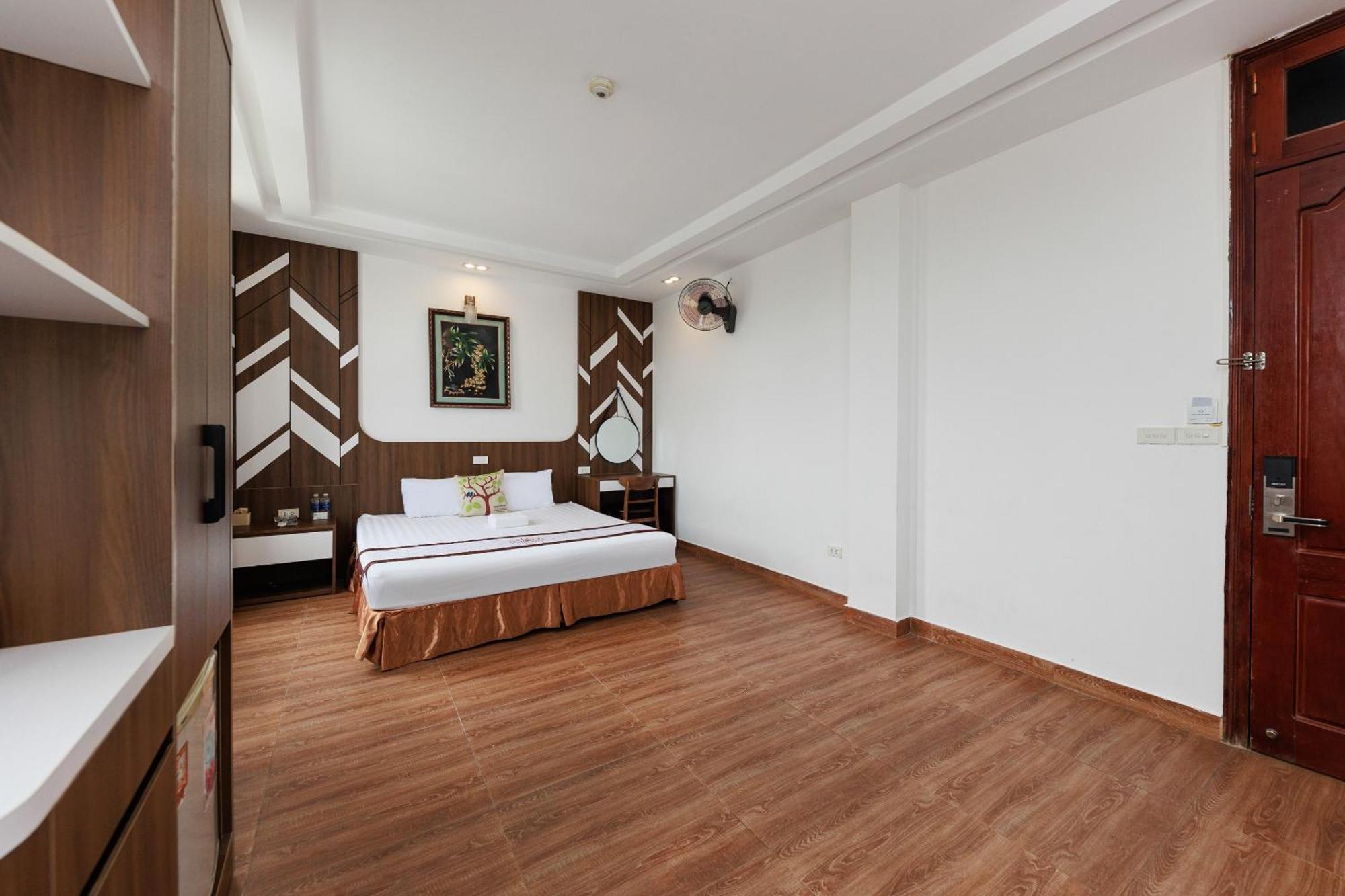 Oyo 472 Lenka Hotel Hanoi Dış mekan fotoğraf