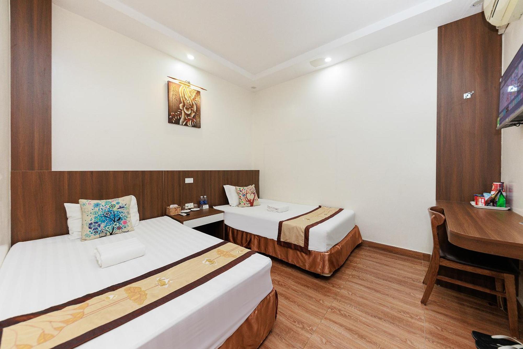 Oyo 472 Lenka Hotel Hanoi Dış mekan fotoğraf