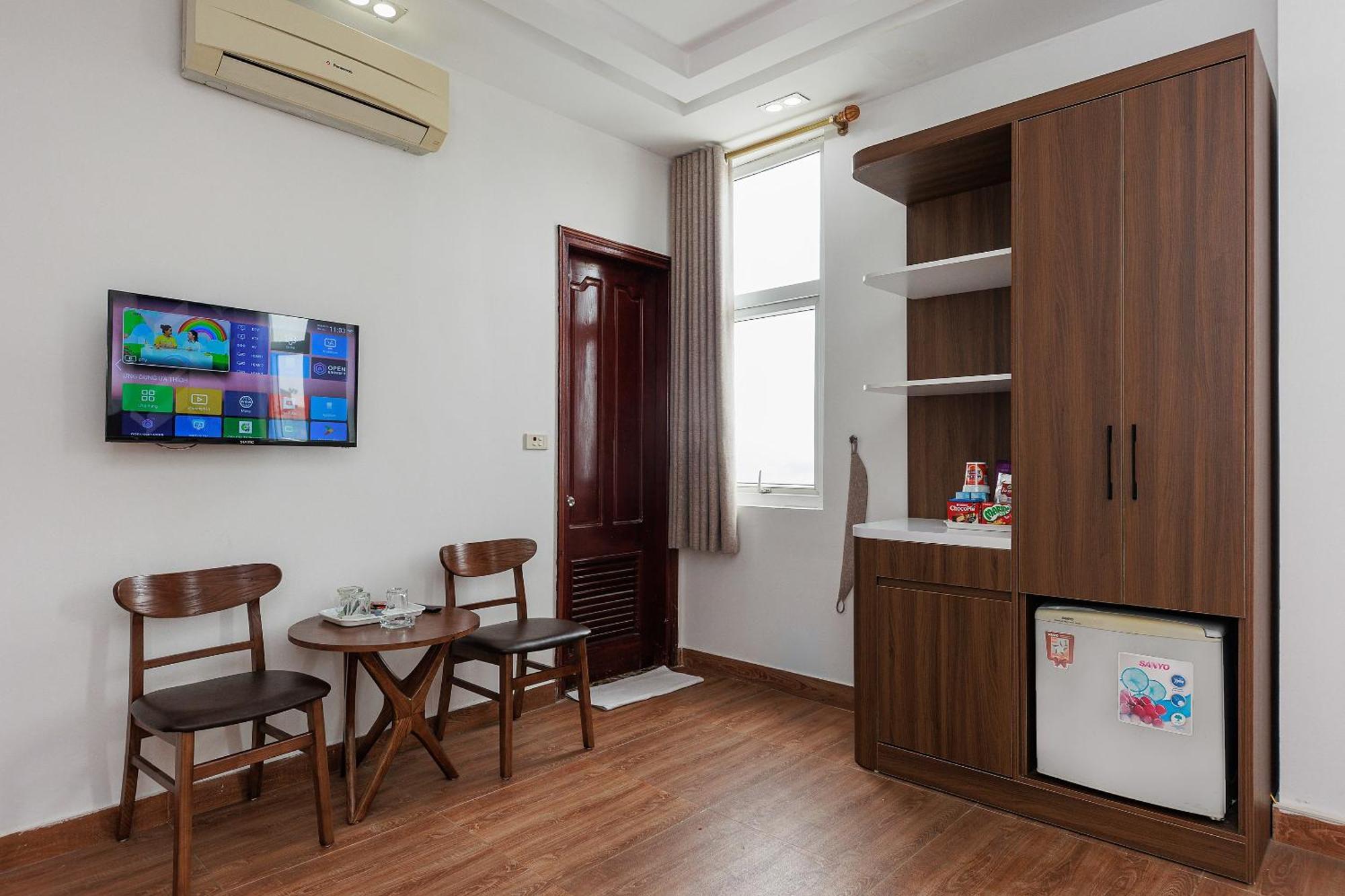 Oyo 472 Lenka Hotel Hanoi Dış mekan fotoğraf