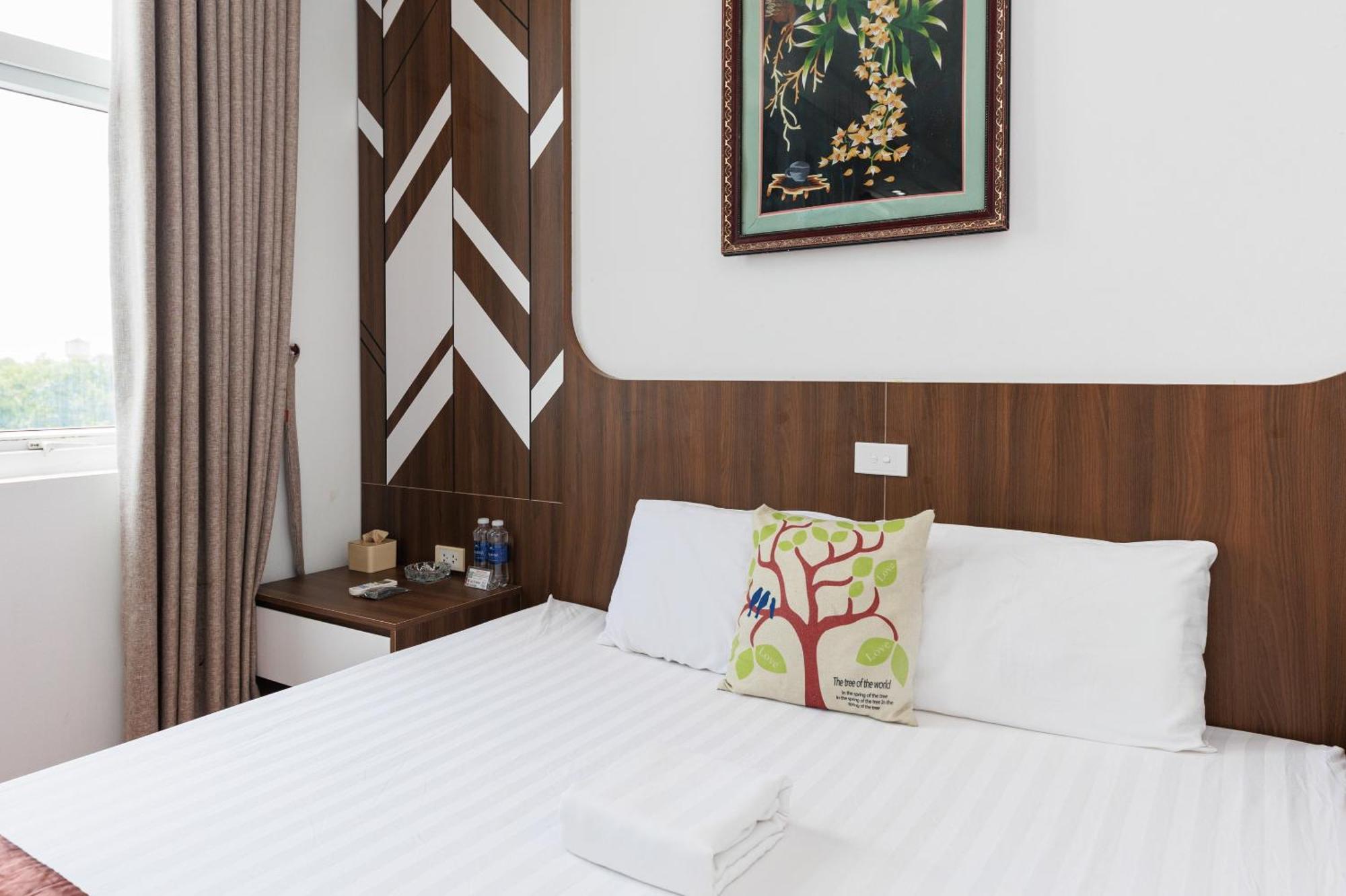 Oyo 472 Lenka Hotel Hanoi Dış mekan fotoğraf